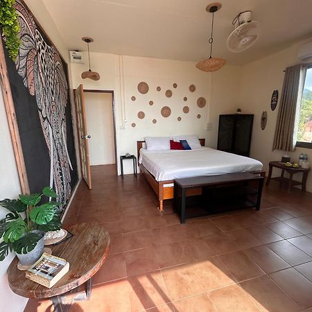 Tchin Tchin Guesthouse เกาะช้าง ภายนอก รูปภาพ