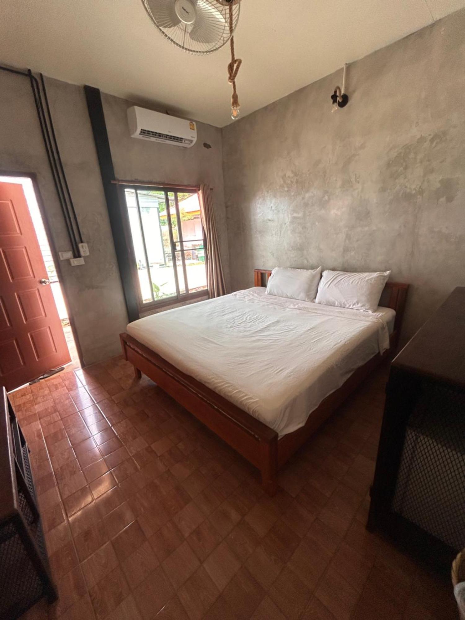 Tchin Tchin Guesthouse เกาะช้าง ภายนอก รูปภาพ